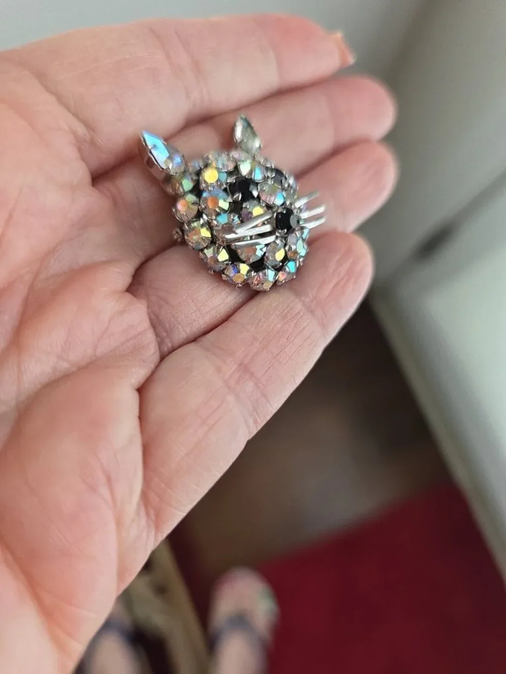 Vintage Warner Silver Tone Clear AB & Black Rhinestone Cat Kitty Head Brooch Pin